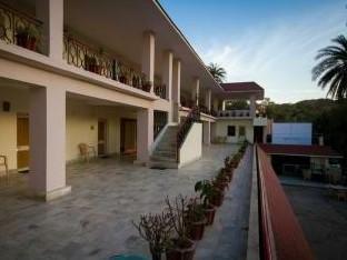 Hotel Vande Mataram Mount Âbû Extérieur photo